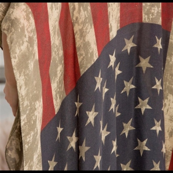 💥🇺🇸💥💼Distressed Stars & Stripes Kimono🔥‼️ - Picture 5 of 6